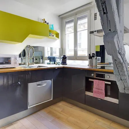 Flat Near Le Marais & Pompidou Párizs